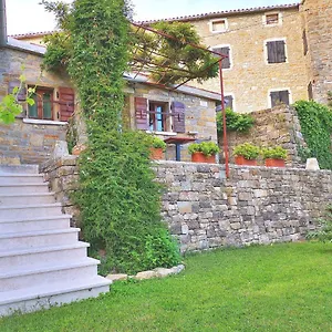 https://studio-apartment-belvedere.in-istria.net